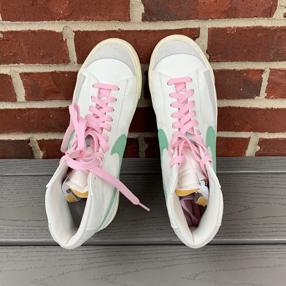 NEW-Nike Blazer Mid '77 Vintage Sneaker (men’s 9/women’s 10.5) NWOT - Picture 5 of 13